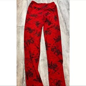 LuLaRoe Valentine’s Day Cupid Leggings One Size Red Black Women’s Casual